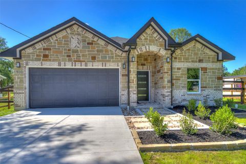Photo of 408 County Rd 3414, Cleveland, TX 77327 (MLS # 32426502)