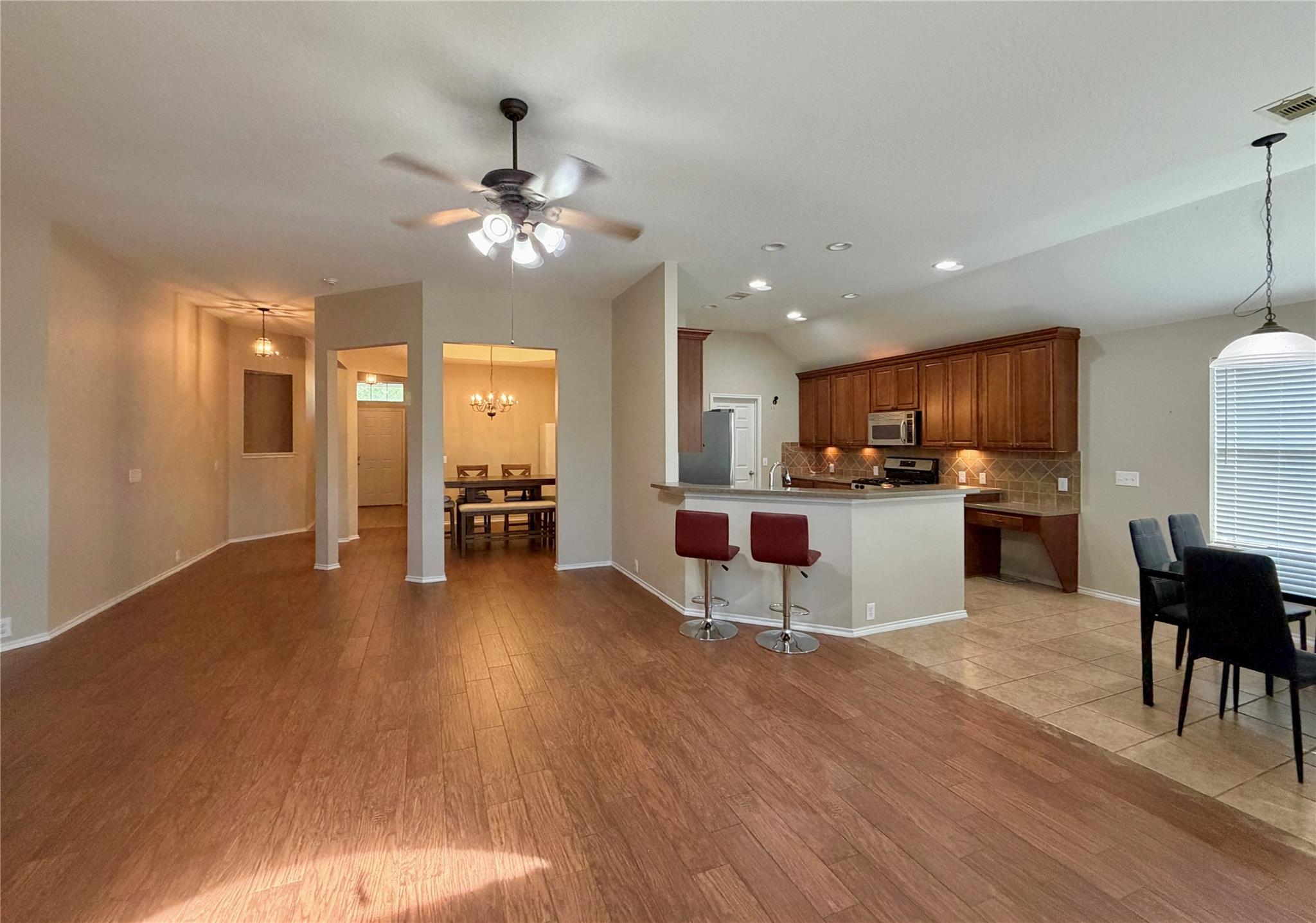 5511 Baldwin Elm Street