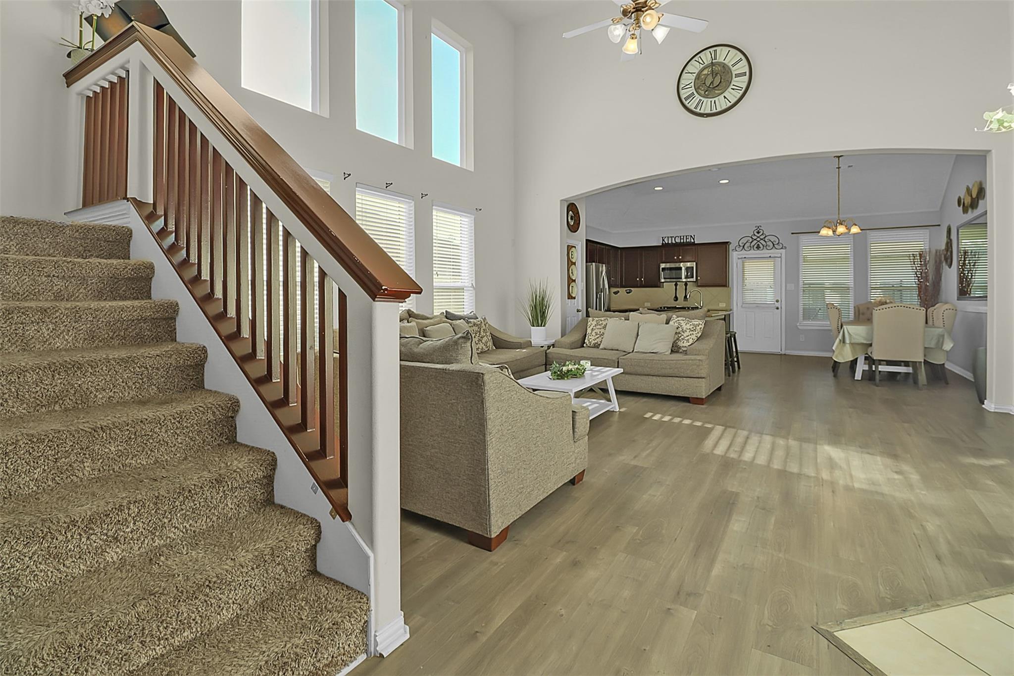 3903 Hunters Trail