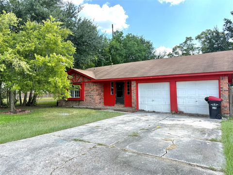 Photo of 601 Northbend Drive, Baytown, TX 77521 (MLS # 72644656)