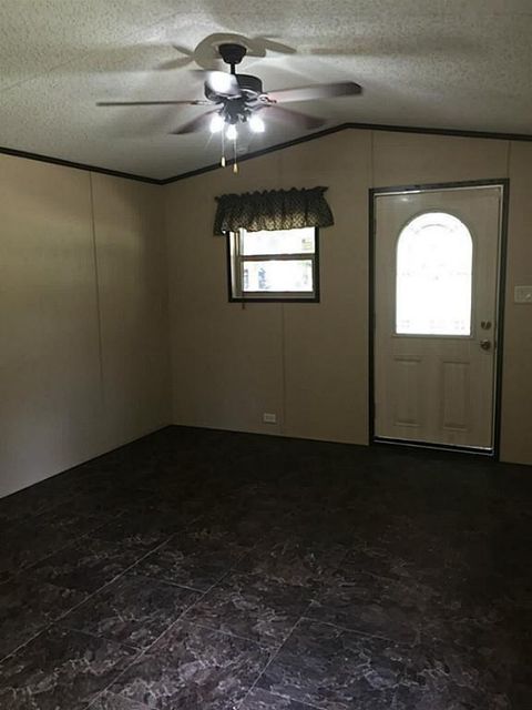 Tiny photo for 15 Starlite Drive, Huntsville, TX 77320 (MLS # 61977501)