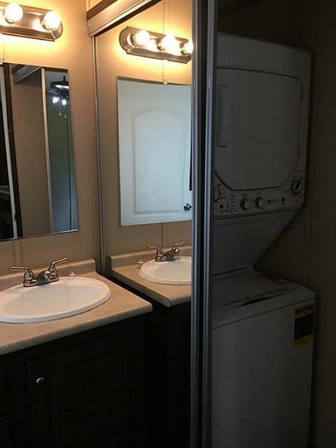 Tiny photo for 15 Starlite Drive, Huntsville, TX 77320 (MLS # 61977501)