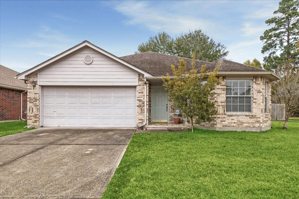 Photo of 26912 Castlecliff Lane, Humble, TX 77339 (MLS # 36247230)