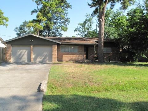 Photo of 10054 Haddington Drive, Houston, TX 77080 (MLS # 10550907)