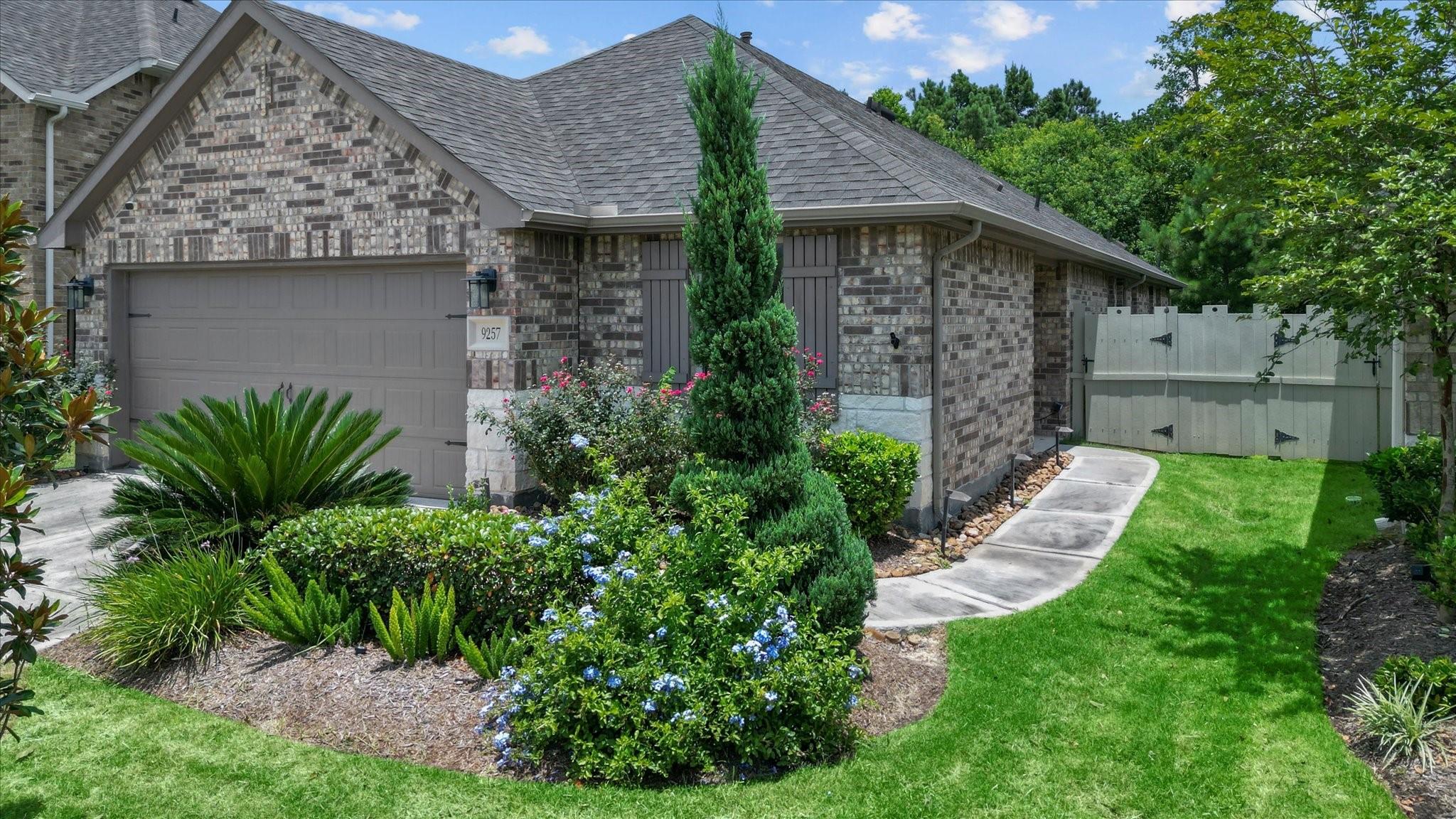 9257 Inland Leather Lane
