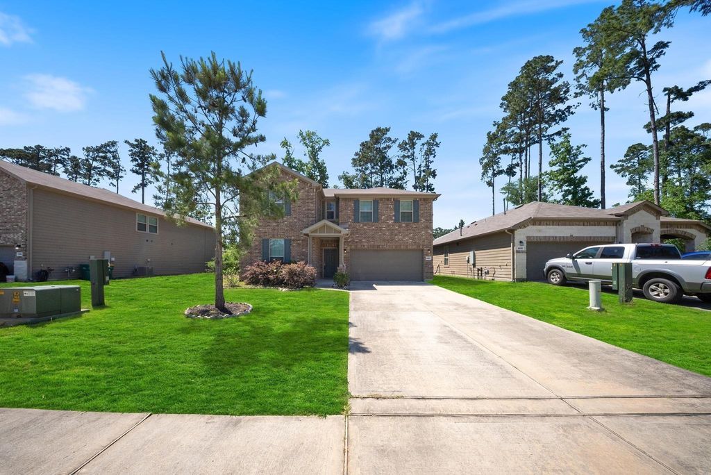 Photo of 2080 Lost Timbers Drive, Conroe, TX 77304 (MLS # 10125945)