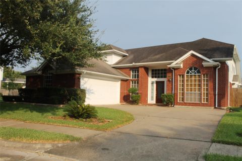 Photo of 1723 Monvale Lane, Sugar Land, TX 77479 (MLS # 29830341)