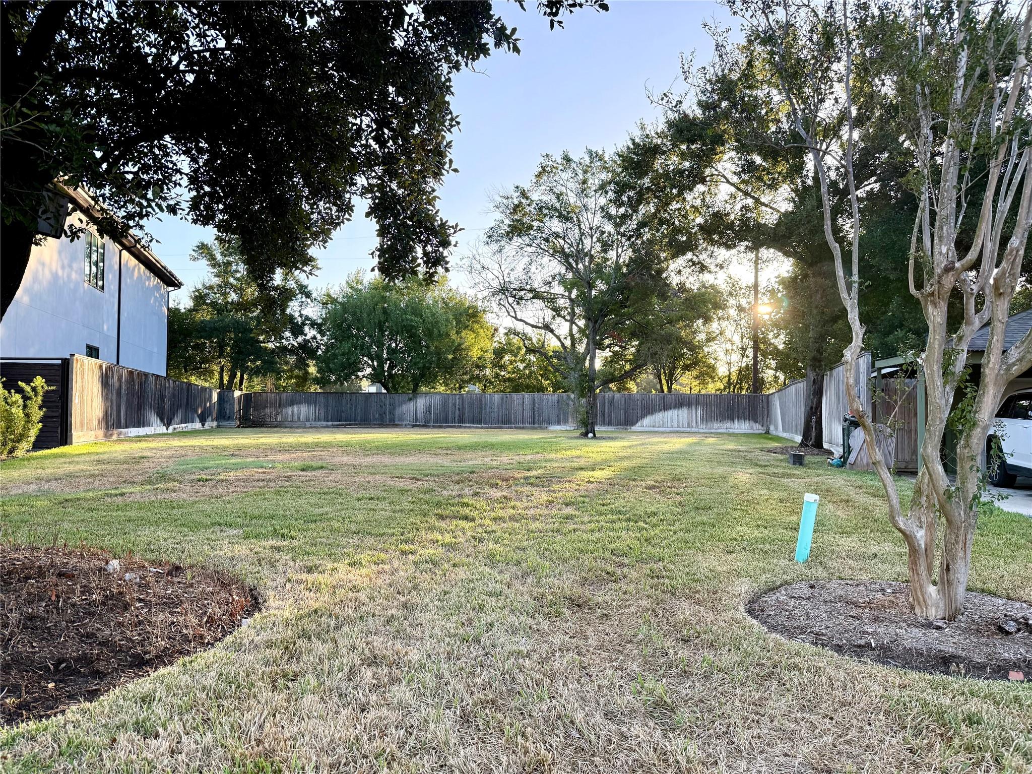 904 Lennette