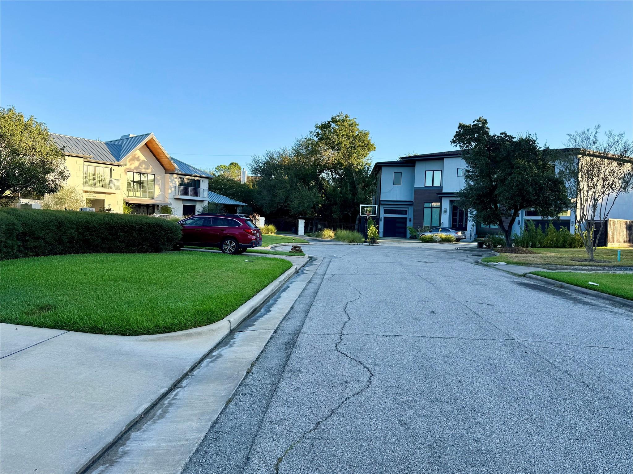 904 Lennette
