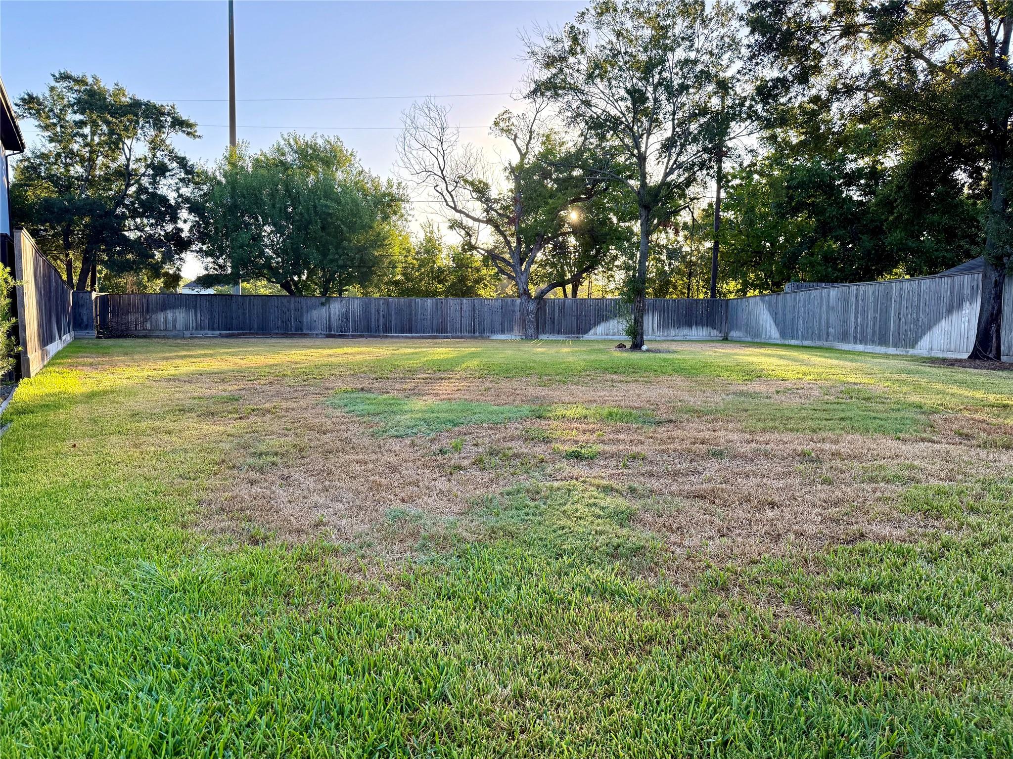 904 Lennette