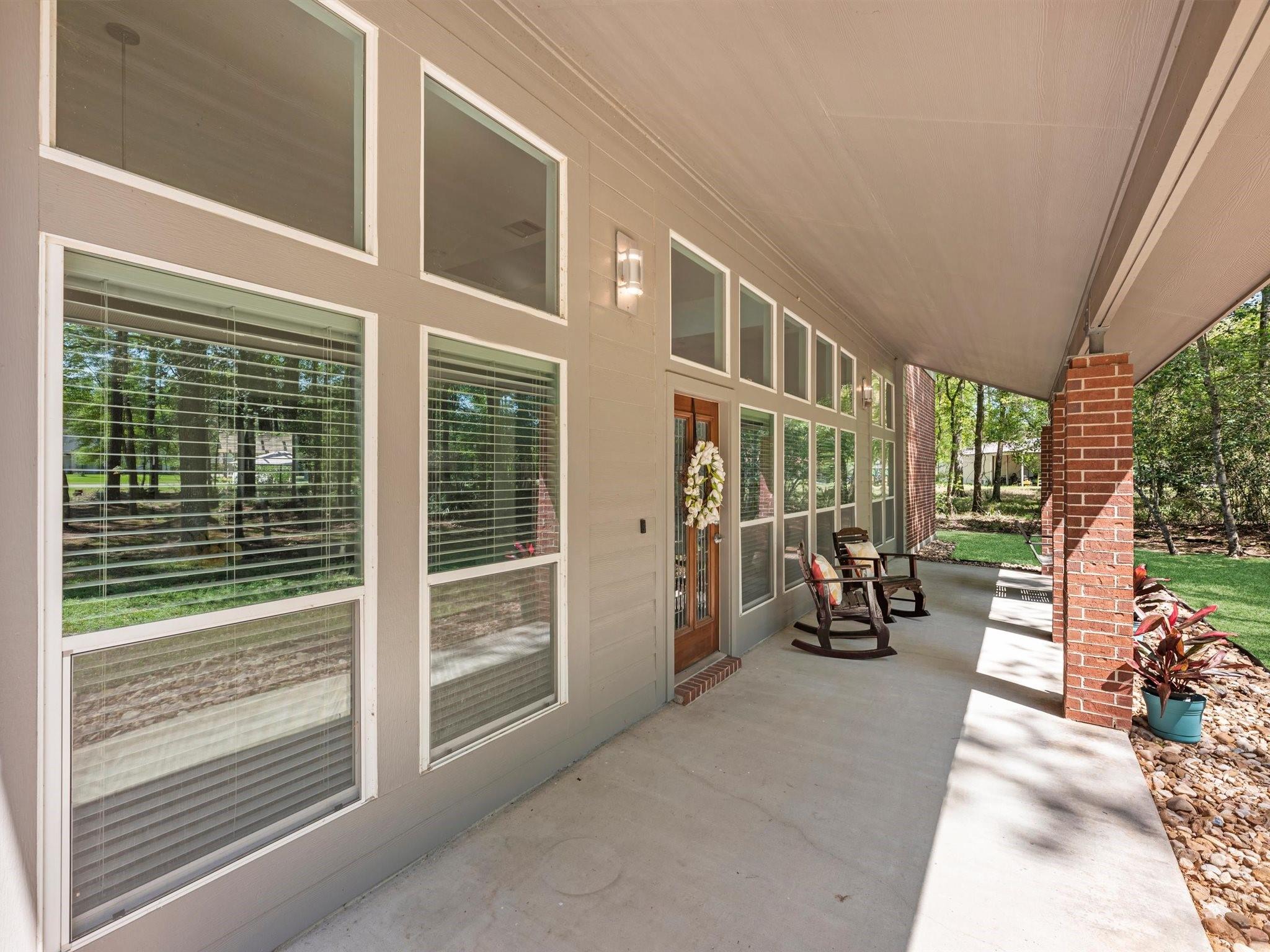 715 Commons Lakeview Drive