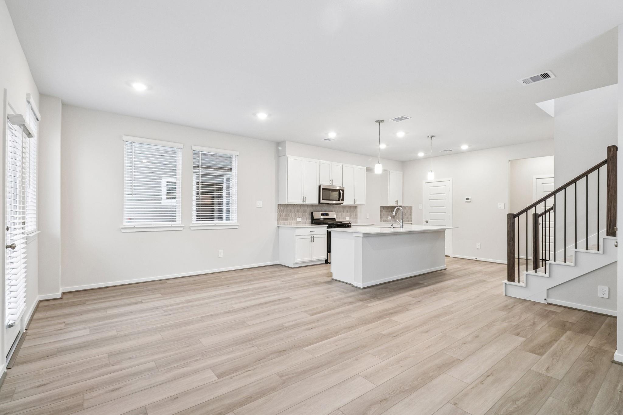 806 Palm Shore Drive