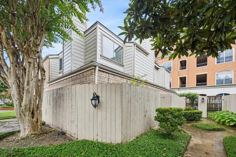 Photo of 1829 Augusta Drive #19, Houston, TX 77057 (MLS # 82786783)