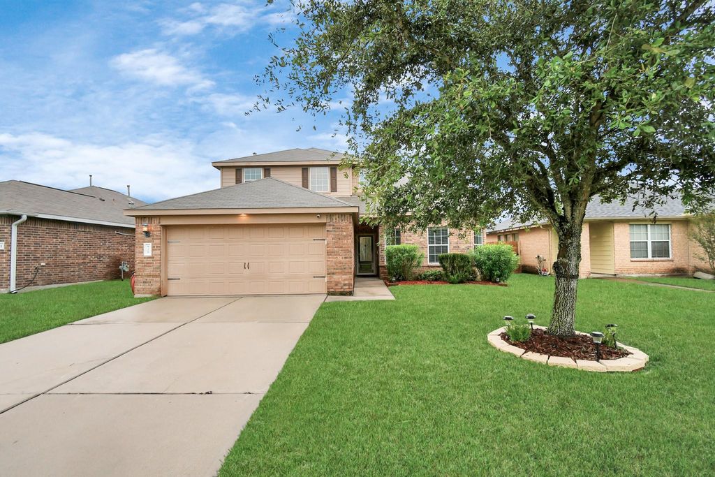 Photo of 829 Indigo Springs Lane, La Marque, TX 77568 (MLS # 84109013)
