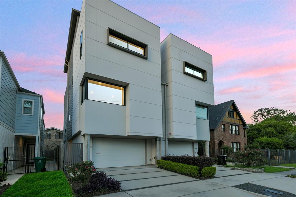 Photo of 1509 Ruth Street, Houston, TX 77004 (MLS # 53084220)