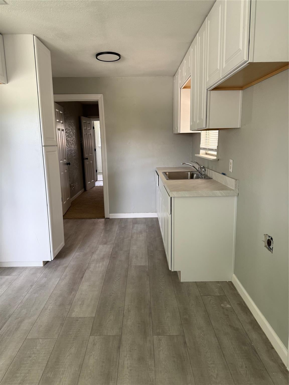2402 Rosemead Dr