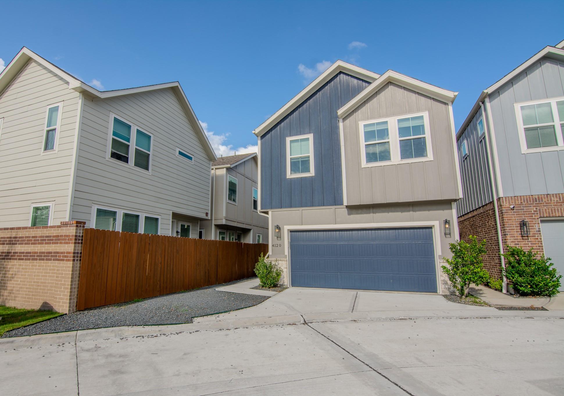 4120 Split Ivy Drive