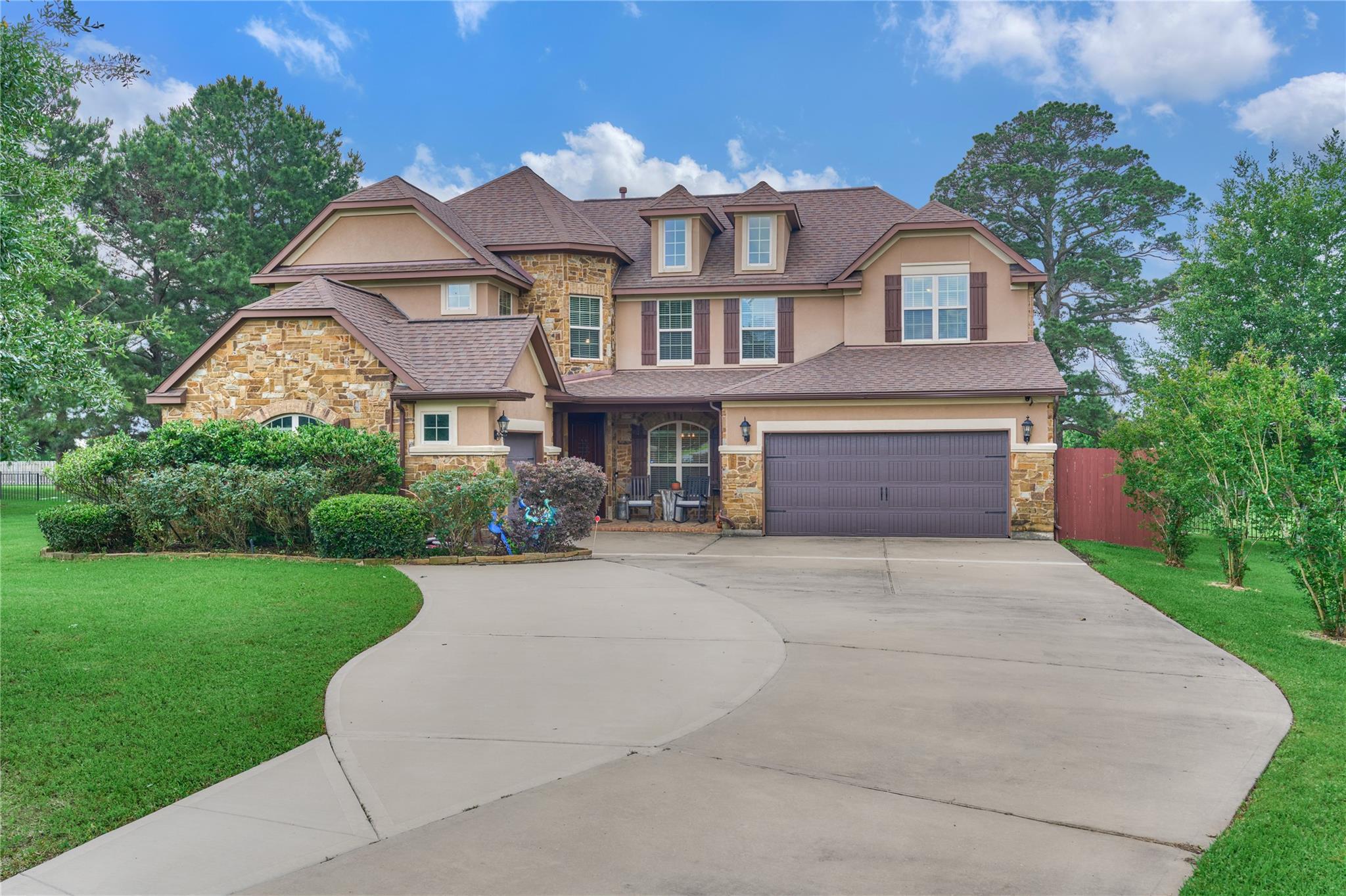 19089 Grandview Point