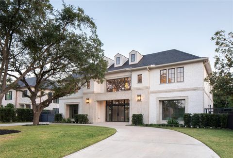 Photo of 3653 Chevy Chase Drive, Houston, TX 77019 (MLS # 71202119)