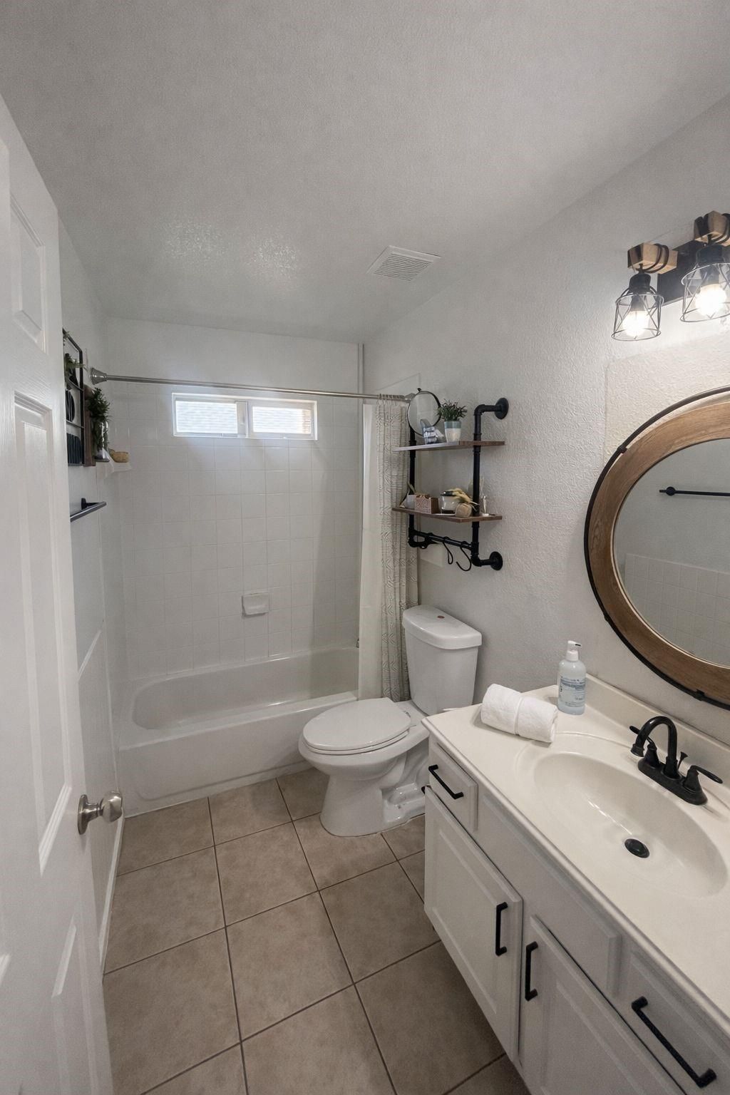 Photo of 16393 Danika Oak Drive, Conroe, TX 77306 (MLS # 34636860)