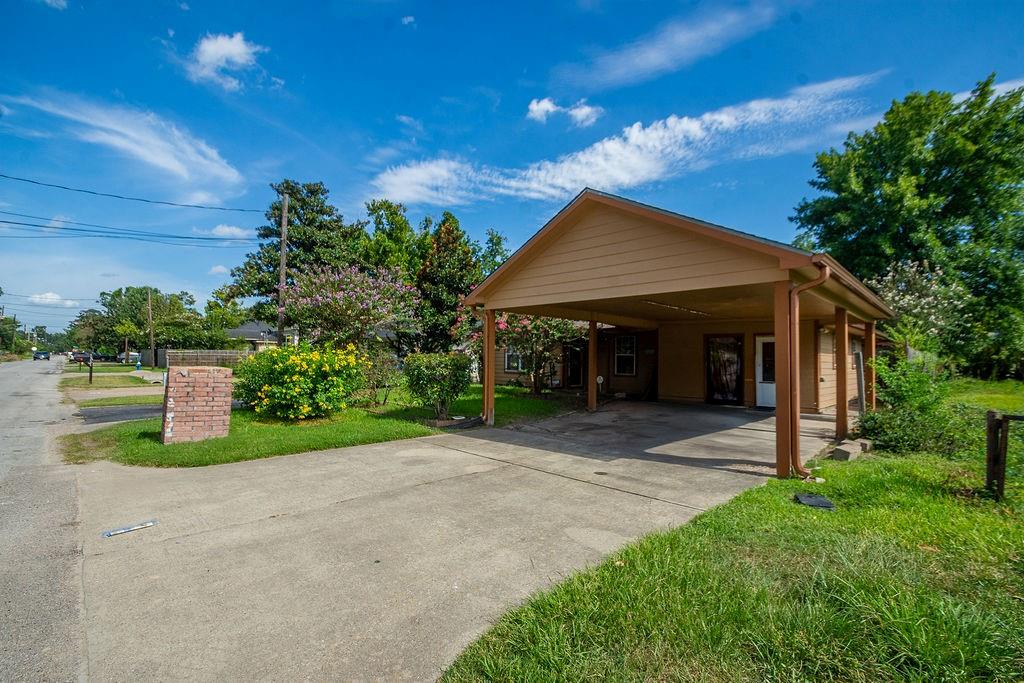 8002 Richland Drive