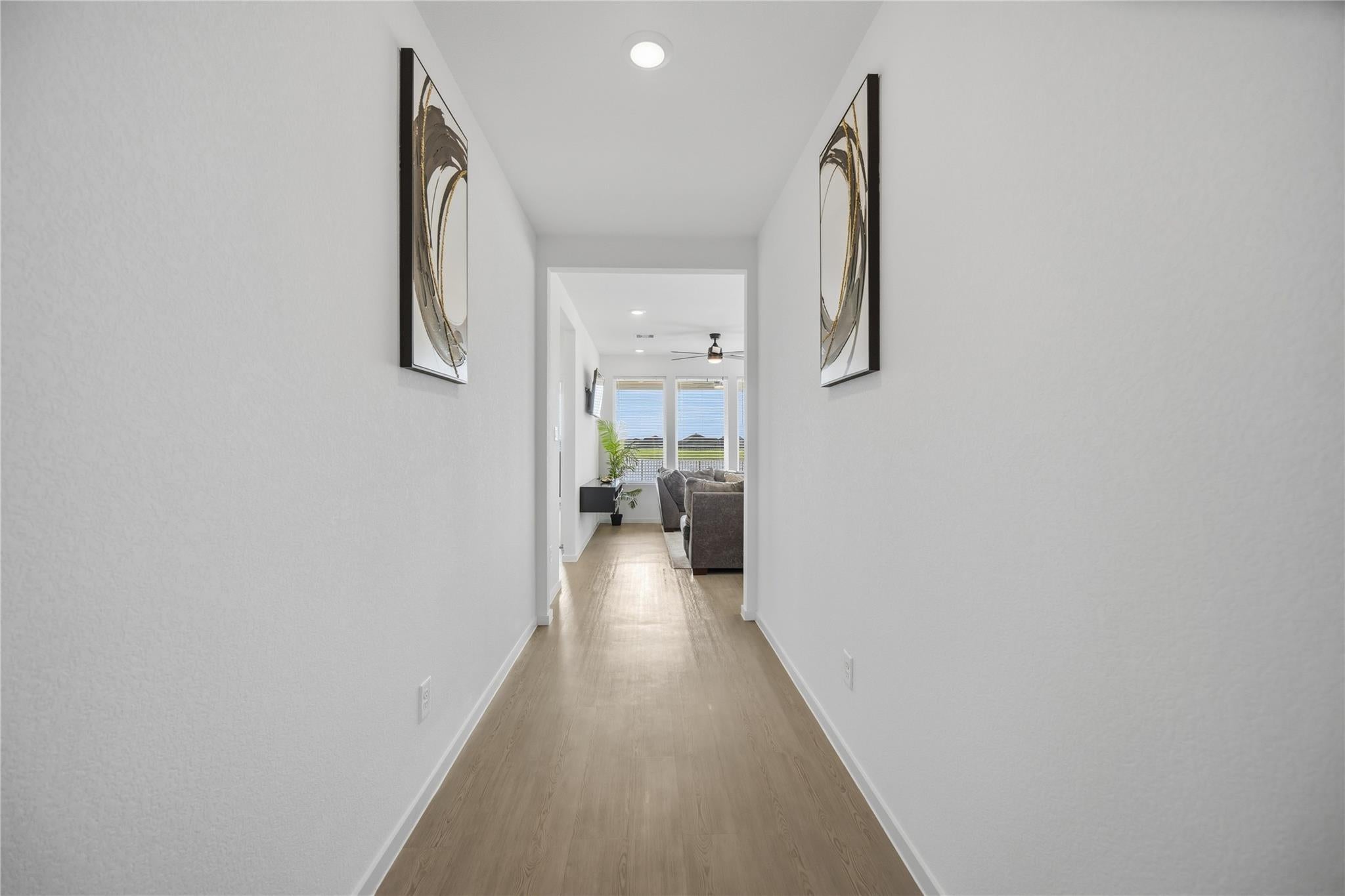 2517 Lago Costa Drive