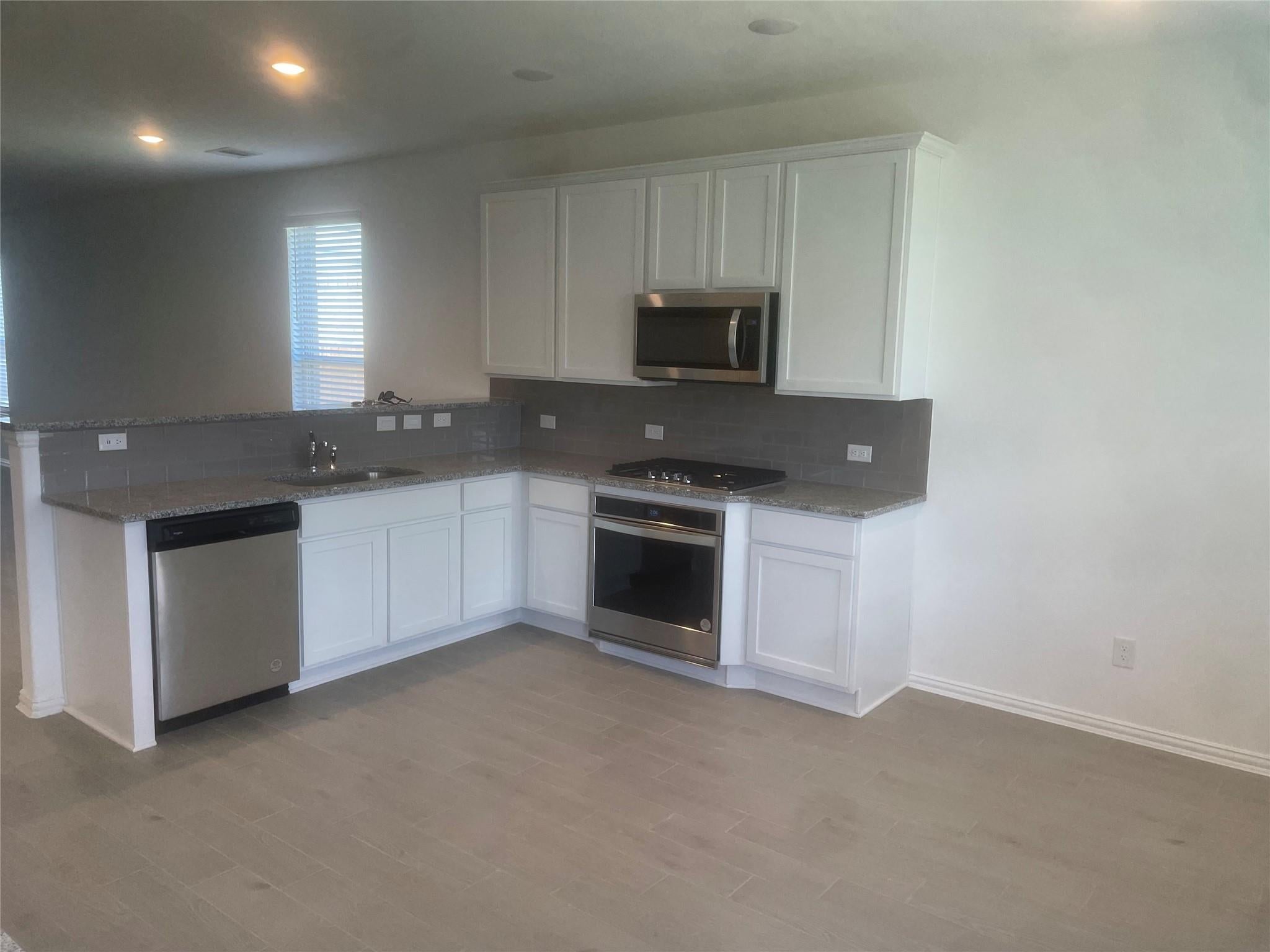 8111 Royal Palm Ct