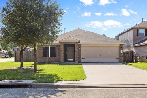 Photo of 317 Falling Pine Drive, Conroe, TX 77304 (MLS # 17747218)