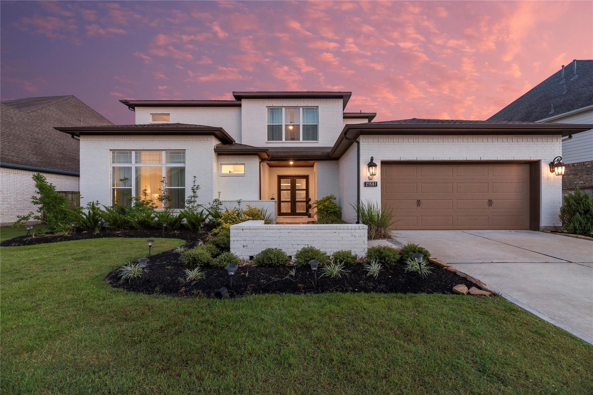 21507 Snake Herb Lane