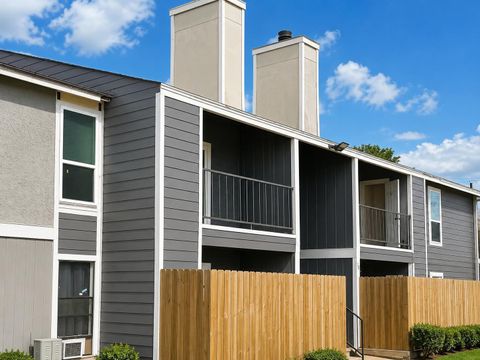 Condo For Sale - 8034 Antoine Drive #231<br/> Houston, TX 77088