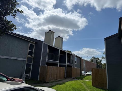 Photo of 8034 Antoine Drive #231, Houston, TX 77088 (MLS # 36742583)