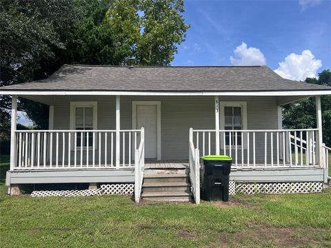 Photo of 613 S Harrison Lane, Wharton, TX 77488 (MLS # 65286872)