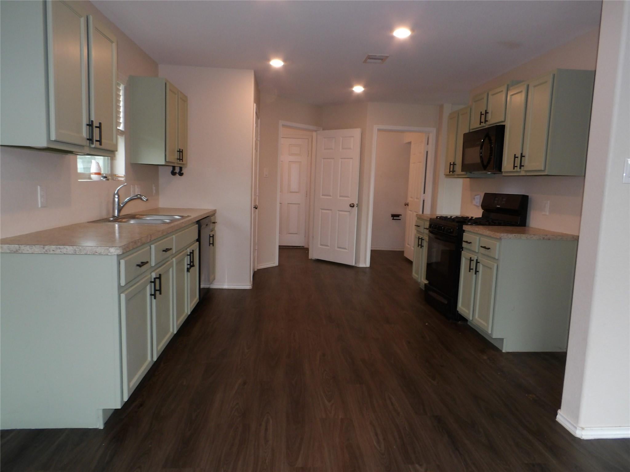 4307 Cedar Elm Street