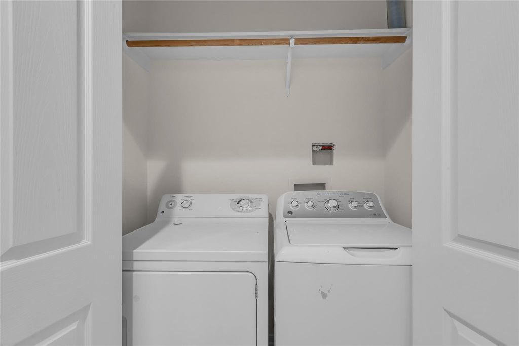 Photo of 15 Scarlet Woods Court, The Woodlands, TX 77380 (MLS # 64420456)