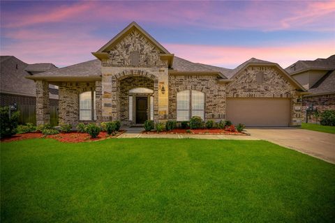 Photo of 1577 Elm Court, Angleton, TX 77515 (MLS # 28182550)