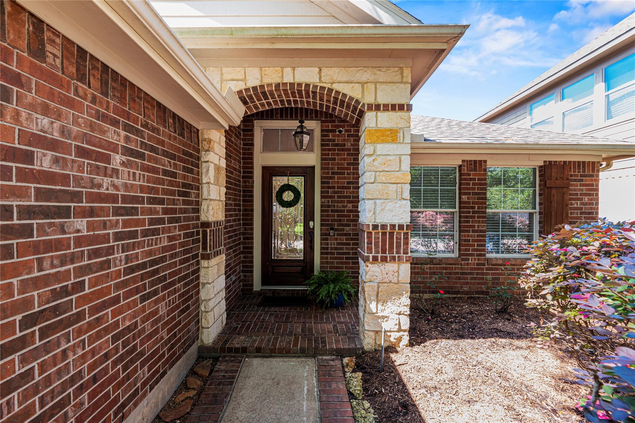 18334 N Elizabeth Shore Loop
