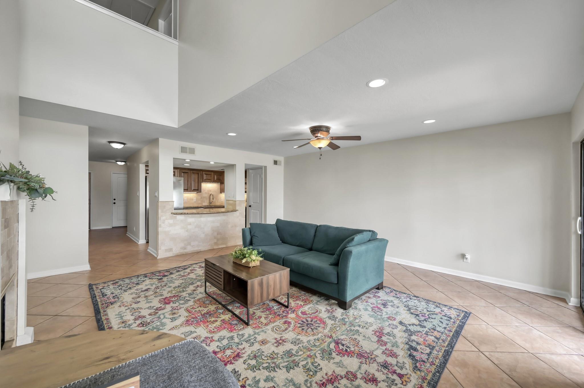 33 Regency Point