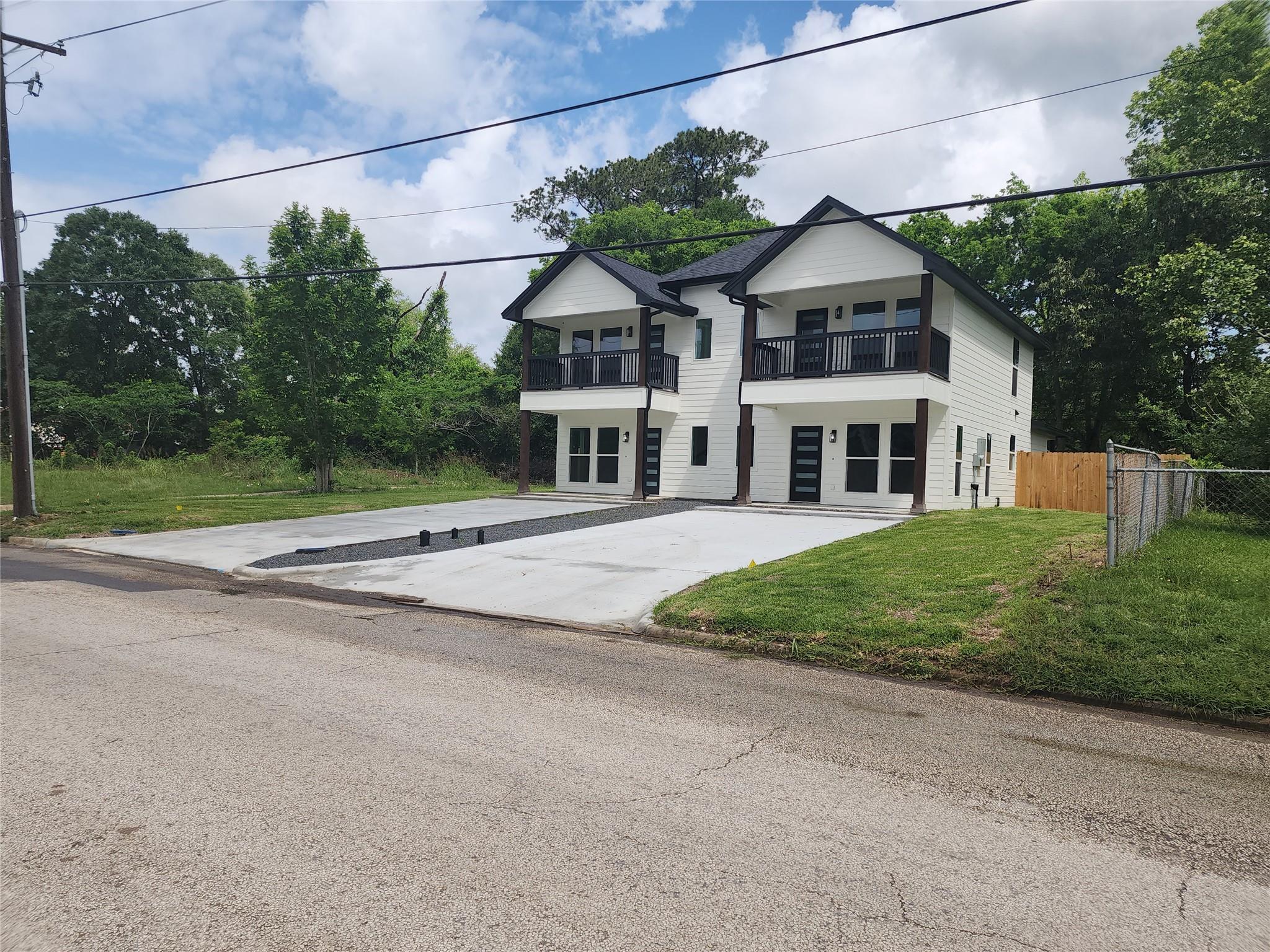 2651 Beaumont Avenue B