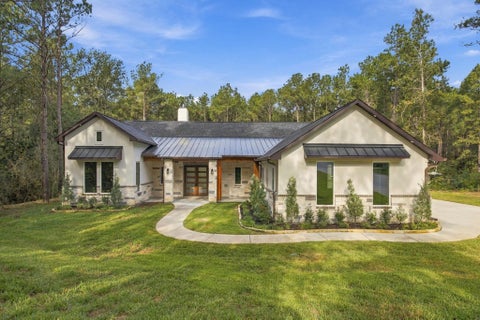 Photo of 13060 Royal Hill Court, Montgomery, TX 77316 (MLS # 55185252)