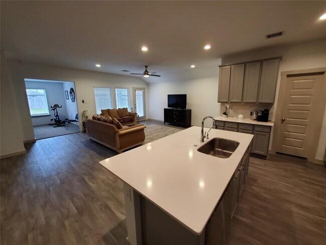6910 Dell Vista Drive
