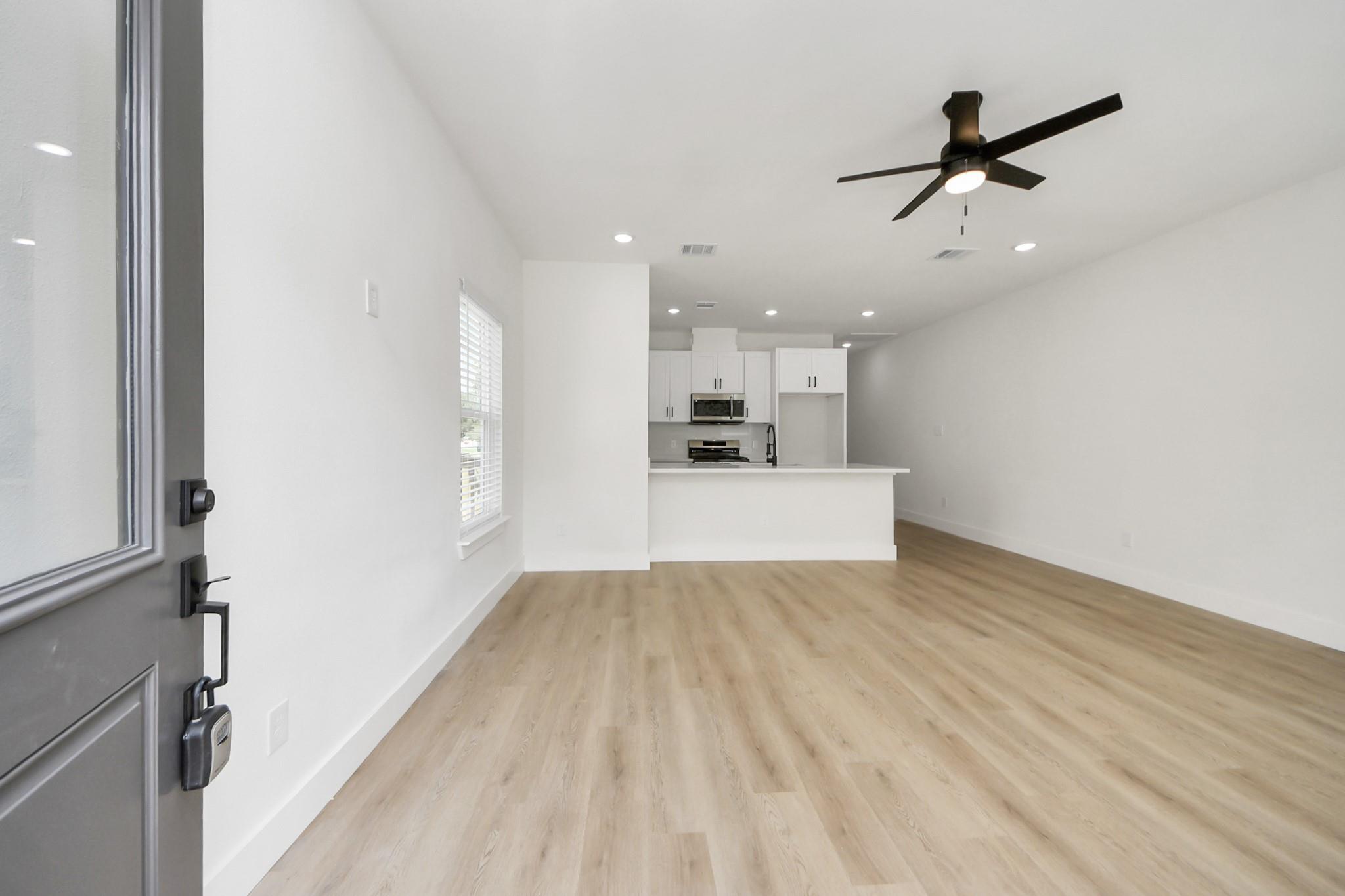 1314 W Willis Street