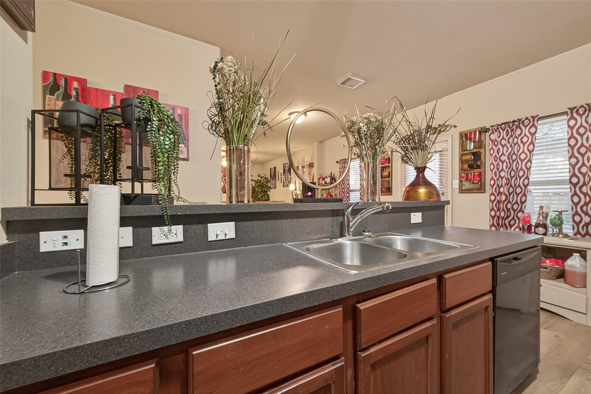13 N Heritage Oaks Drive