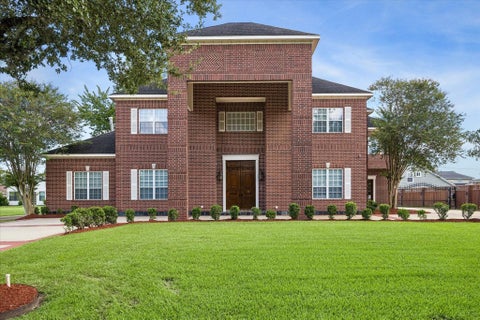 Homes For Sale - 3912 Roseneath Drive<br/> Houston, TX 77021