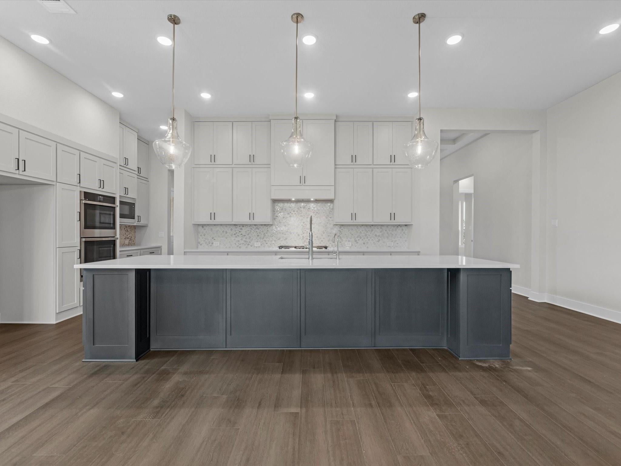 11934 Golden Cove