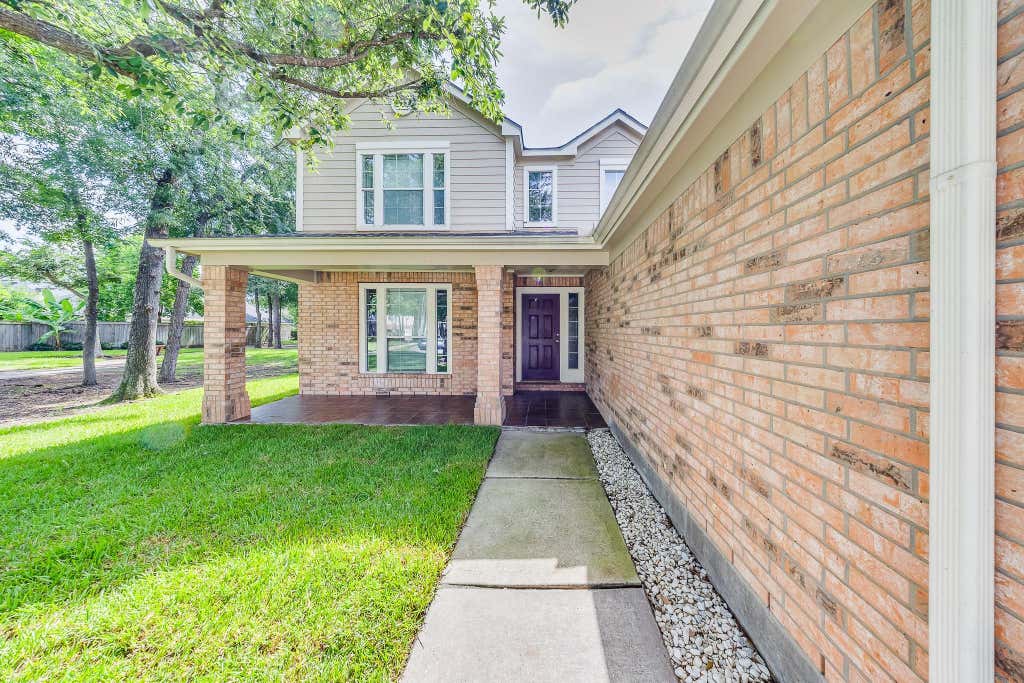 Photo of 18426 Stark Point Court, Humble, TX 77346 (MLS # 2822180)