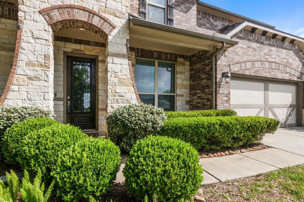 Photo of 21339 S Kings Mill Lane, Kingwood, TX 77339 (MLS # 21765114)