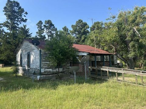 Photo of 246 County Road 3438, Jacksonville, TX 75766 (MLS # 76087649) Photo of 246 County Road 3438, Jacksonville, TX 75766 (MLS # 76087649)