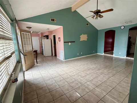 919 Grand Oaks Drive Houston TX 77015