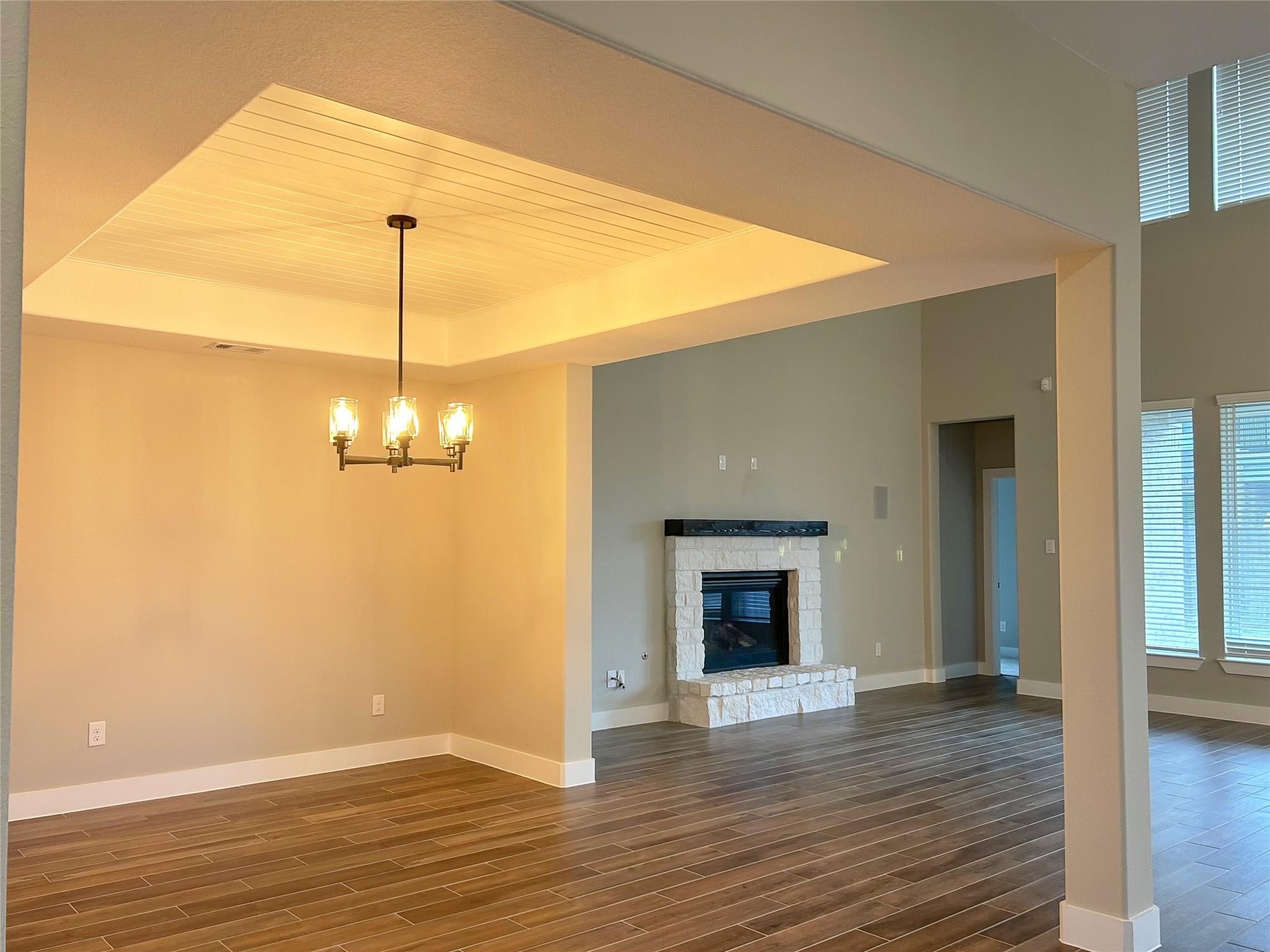 6207 Maple Court