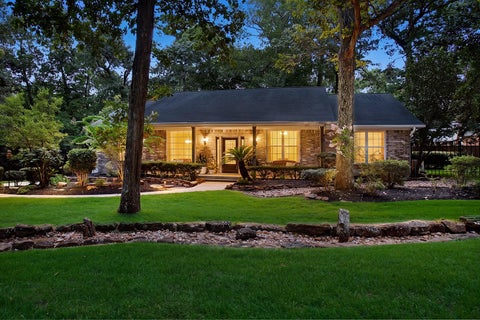 Photo of 10117 Shady Hollow Drive, Conroe, TX 77304 (MLS # 10390940)